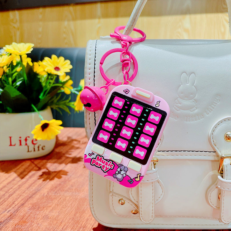 Wholesale Creative cartoon animal dancing rhythm machine keychain